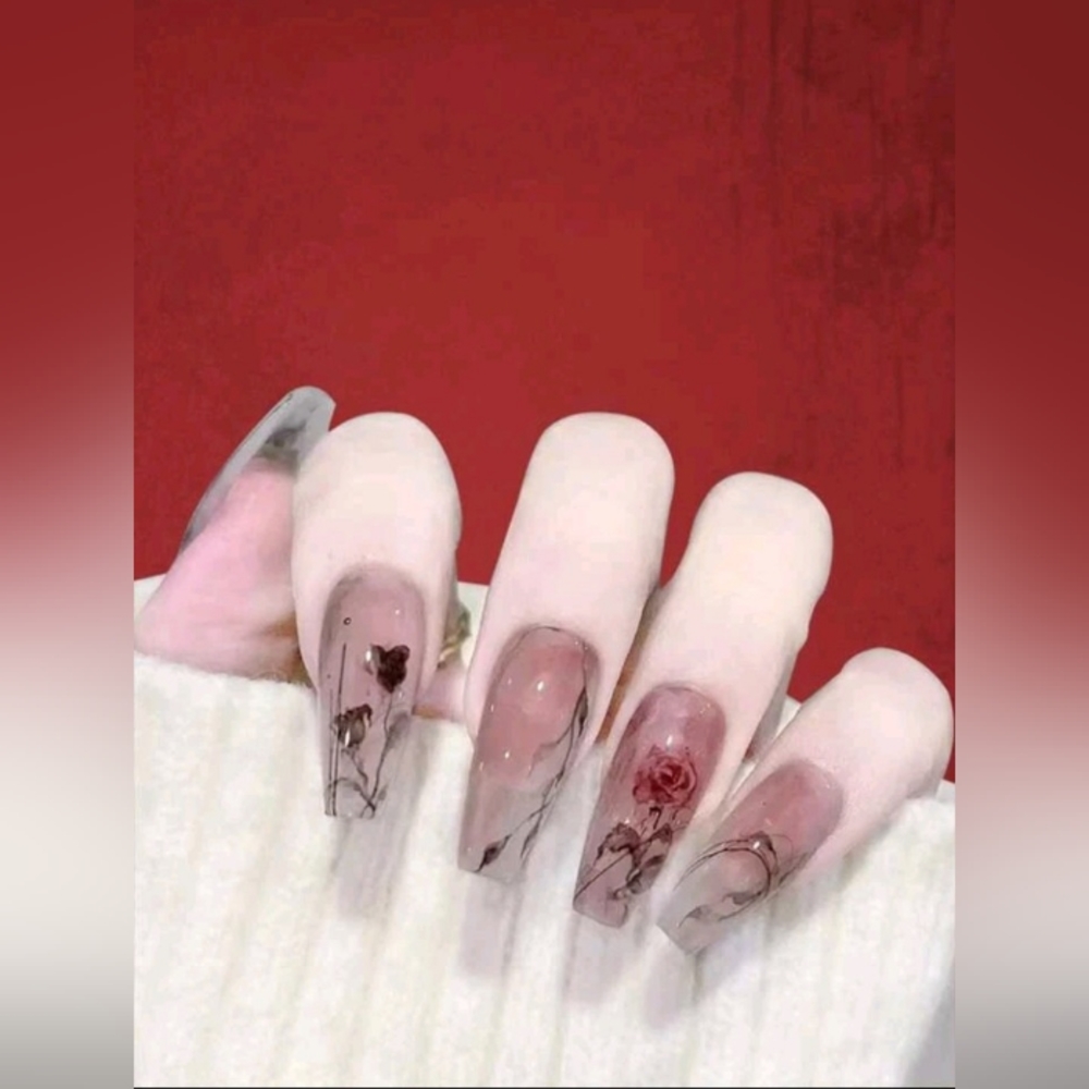 ROMWE Rusty Rose Long floral pattern coffin nail set